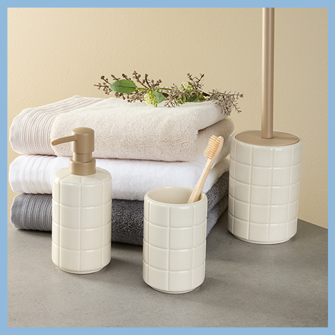 Banyo aksesuarları ve havlular