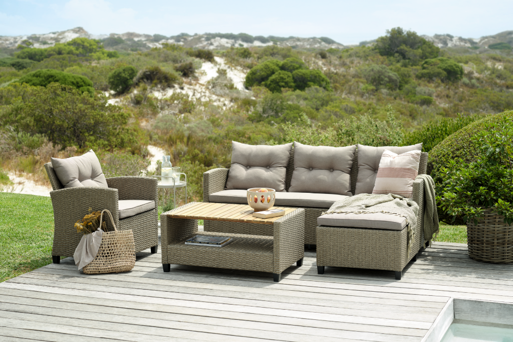 Bahçe koltuk takımları