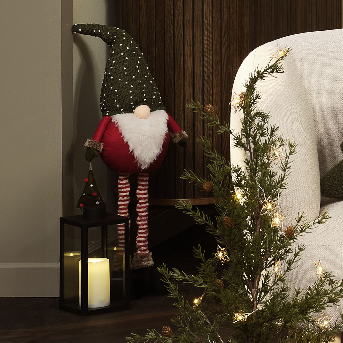 HALM Yılbaşı elfinin bacaklarının uzunluğu ayarlanabilir Ayarlanabilir bacaklı uzun Yılbaşı elfi